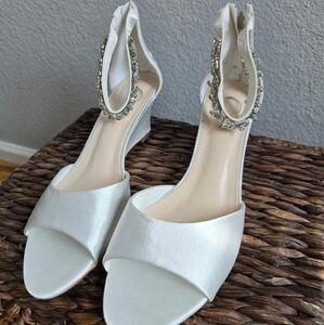 Bridal Satin Heels w/ Rhinestones 8 1/2